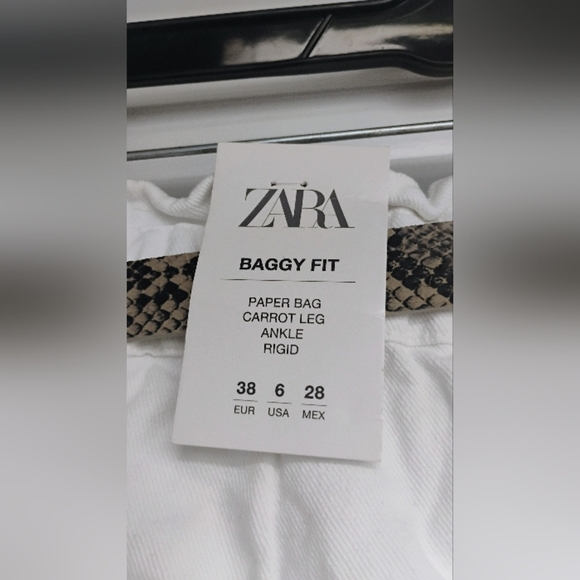 Zara Paper Bag White Baggy Fit Pantsz - Picture 4 of 4